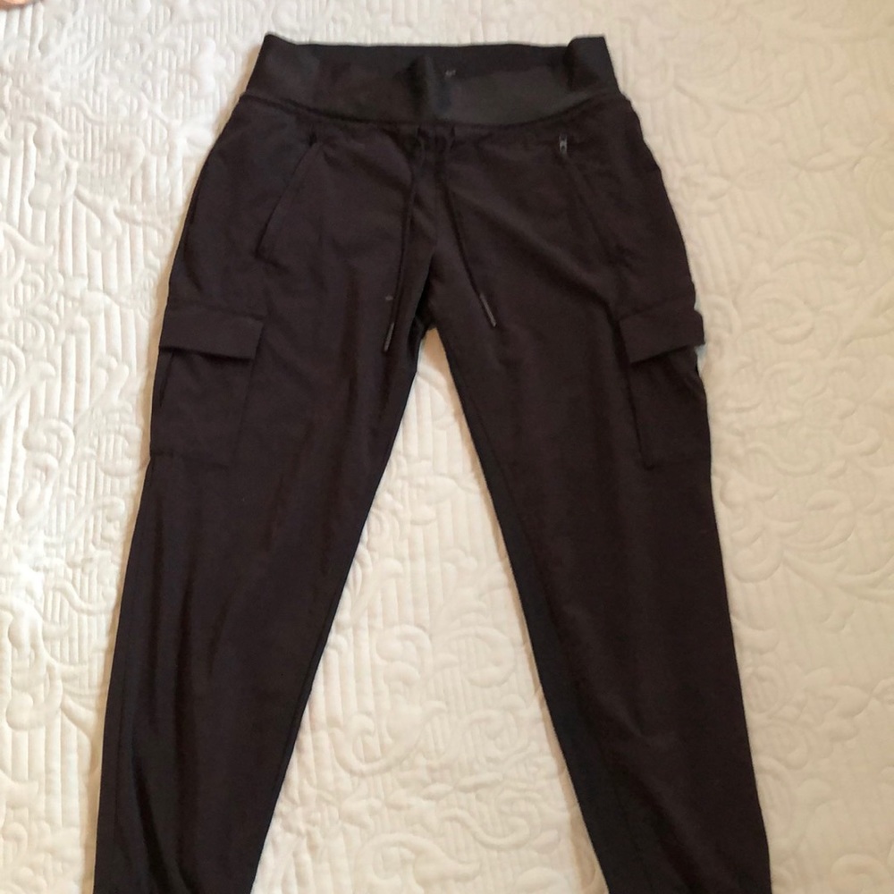 Athleta small black jogger pant GUC